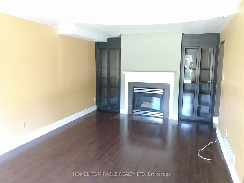 23 Heatherdale Pl, Hamilton, L9C 6K7 | Image 3