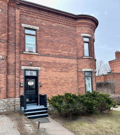 188 Esther Street — photo 2
