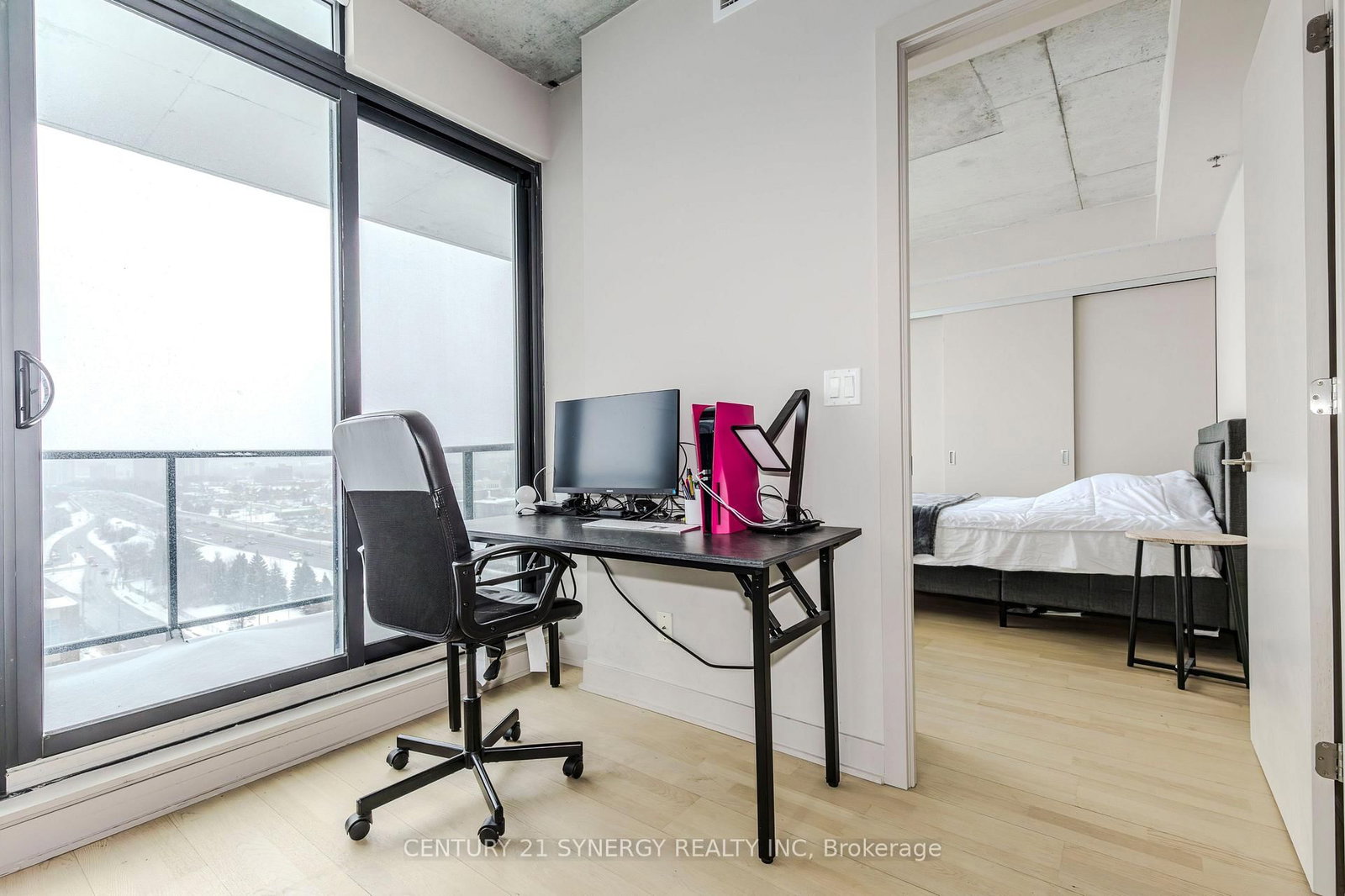 203 Catherine Street, Unit 1209 - Photo 9