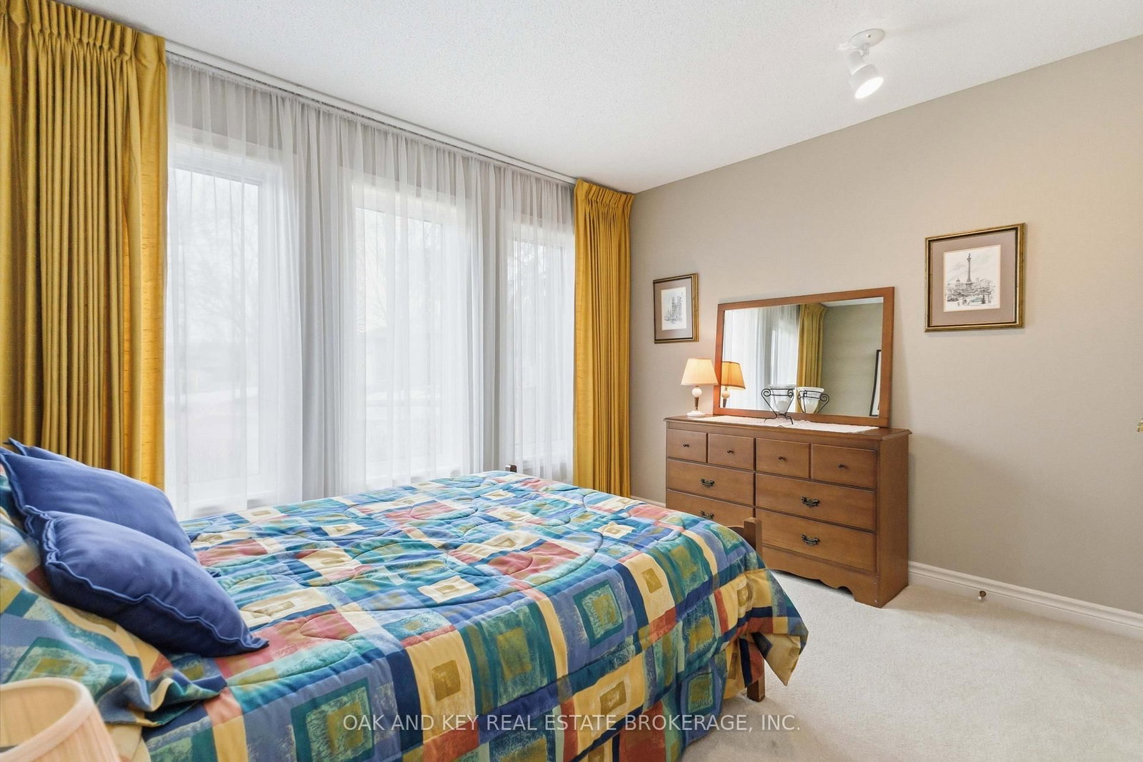 Detached House for sale at 31 Green Hedge Lane, London North, Ontario, N6H 4Z3 - North O - MLS: X12968658