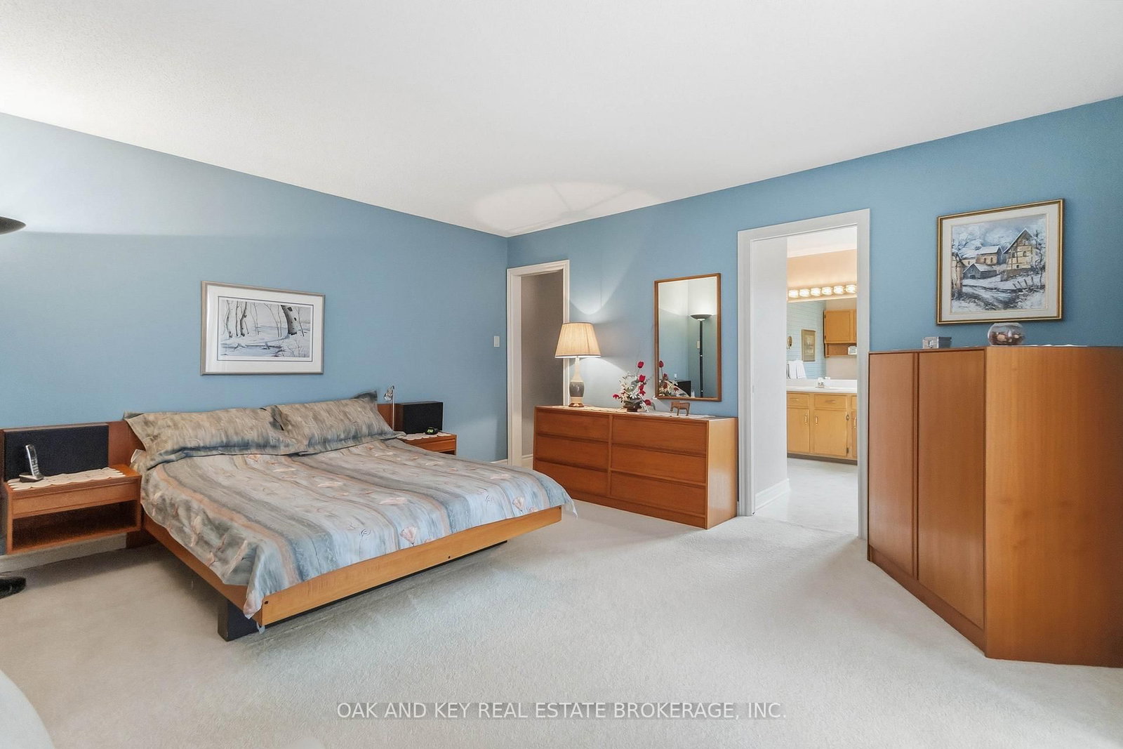 Detached House for sale at 31 Green Hedge Lane, London North, Ontario, N6H 4Z3 - North O - MLS: X12968658