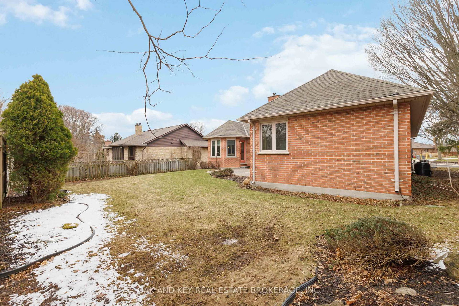 Detached House for sale at 31 Green Hedge Lane, London North, Ontario, N6H 4Z3 - North O - MLS: X12968658