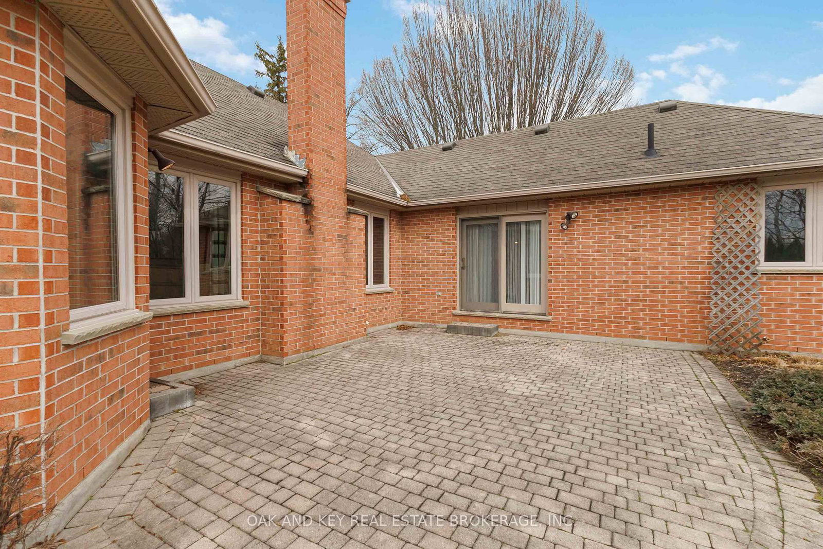 Detached House for sale at 31 Green Hedge Lane, London North, Ontario, N6H 4Z3 - North O - MLS: X12968658