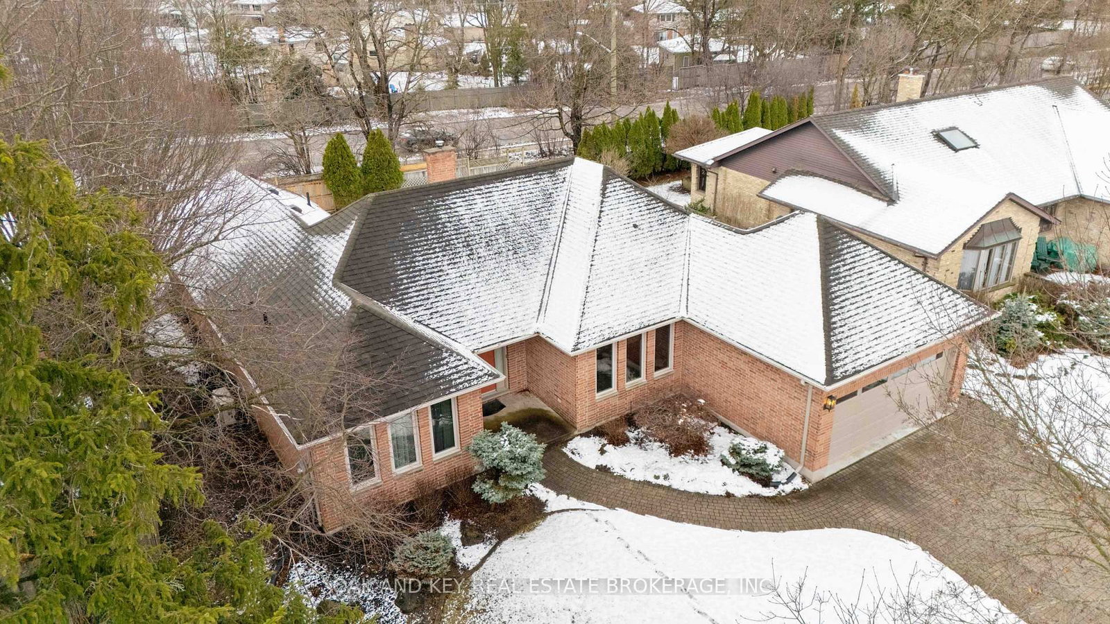 Detached House for sale at 31 Green Hedge Lane, London North, Ontario, N6H 4Z3 - North O - MLS: X12968658