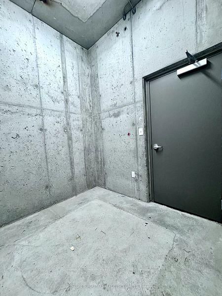 318 Spruce Street, Unit 406 - Photo 21