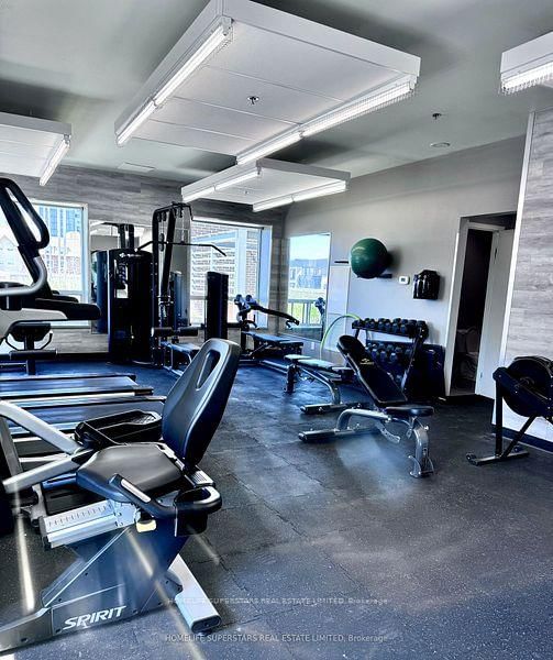 318 Spruce Street, Unit 406 - Photo 28