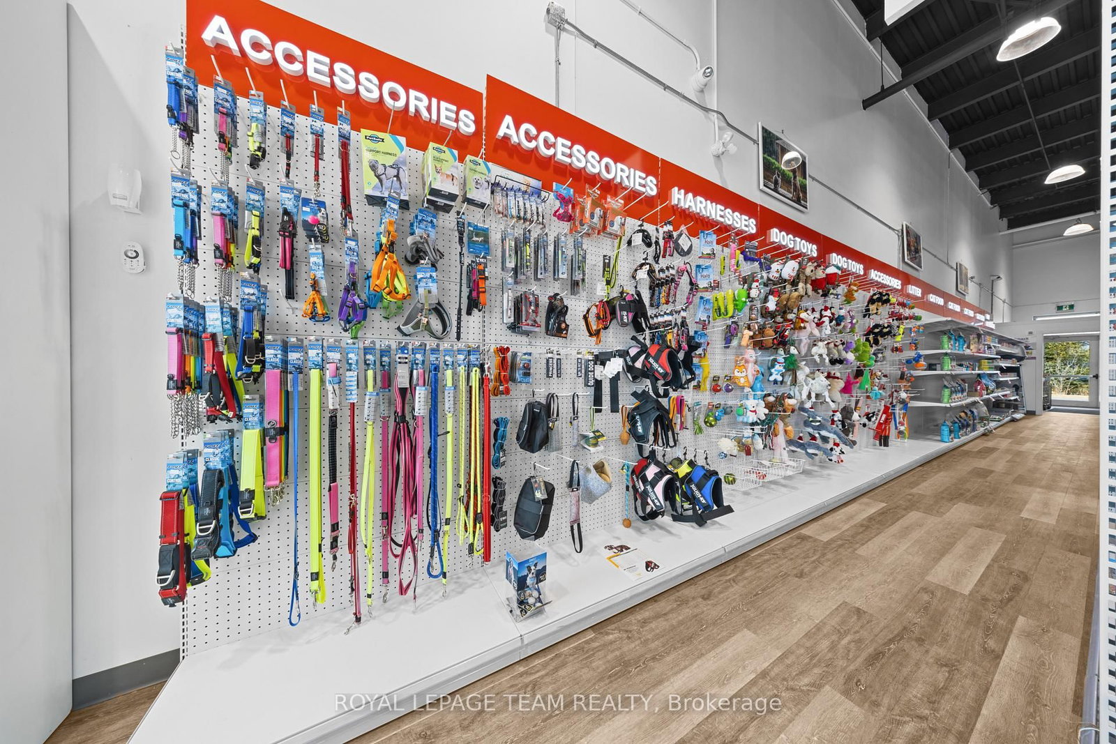 5734 Hazeldean Road, Unit B - Photo 9