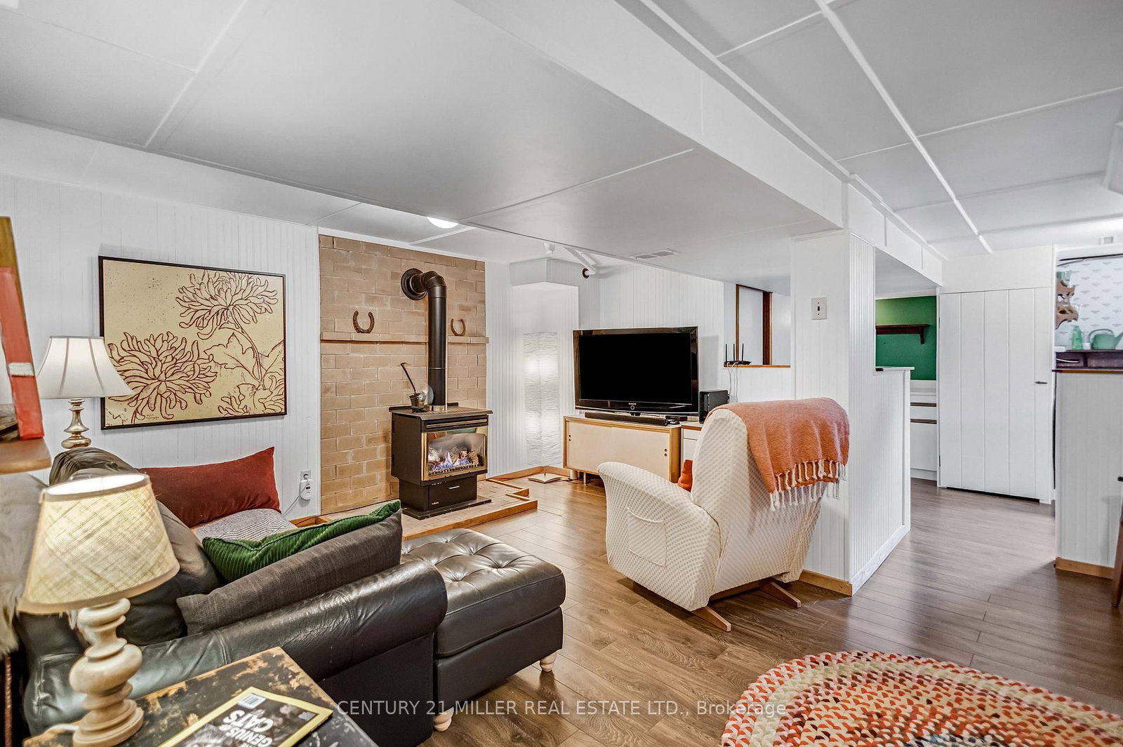 Detached House for sale at 135 Macaulay Street, Hamilton, Ontario, L8L 3X5 - North End - MLS: X12968868