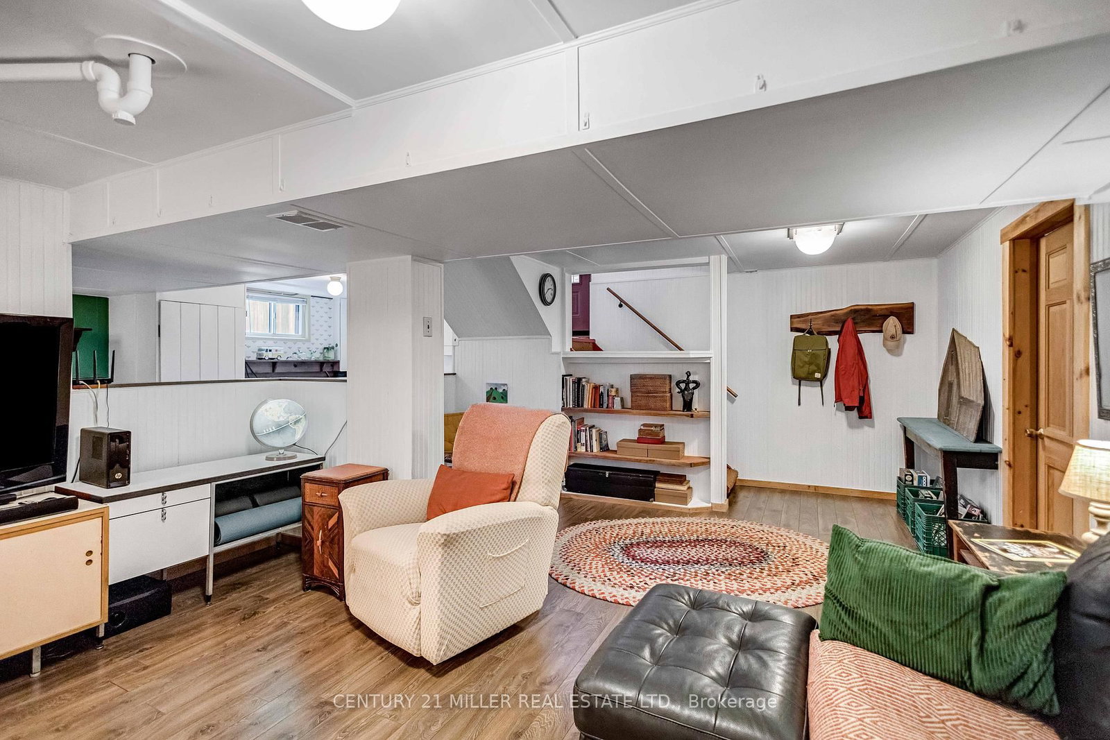 Detached House for sale at 135 Macaulay Street, Hamilton, Ontario, L8L 3X5 - North End - MLS: X12968868