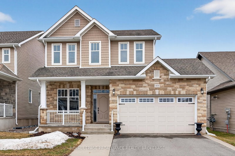 home for sale on 1433 Evergreen Drive