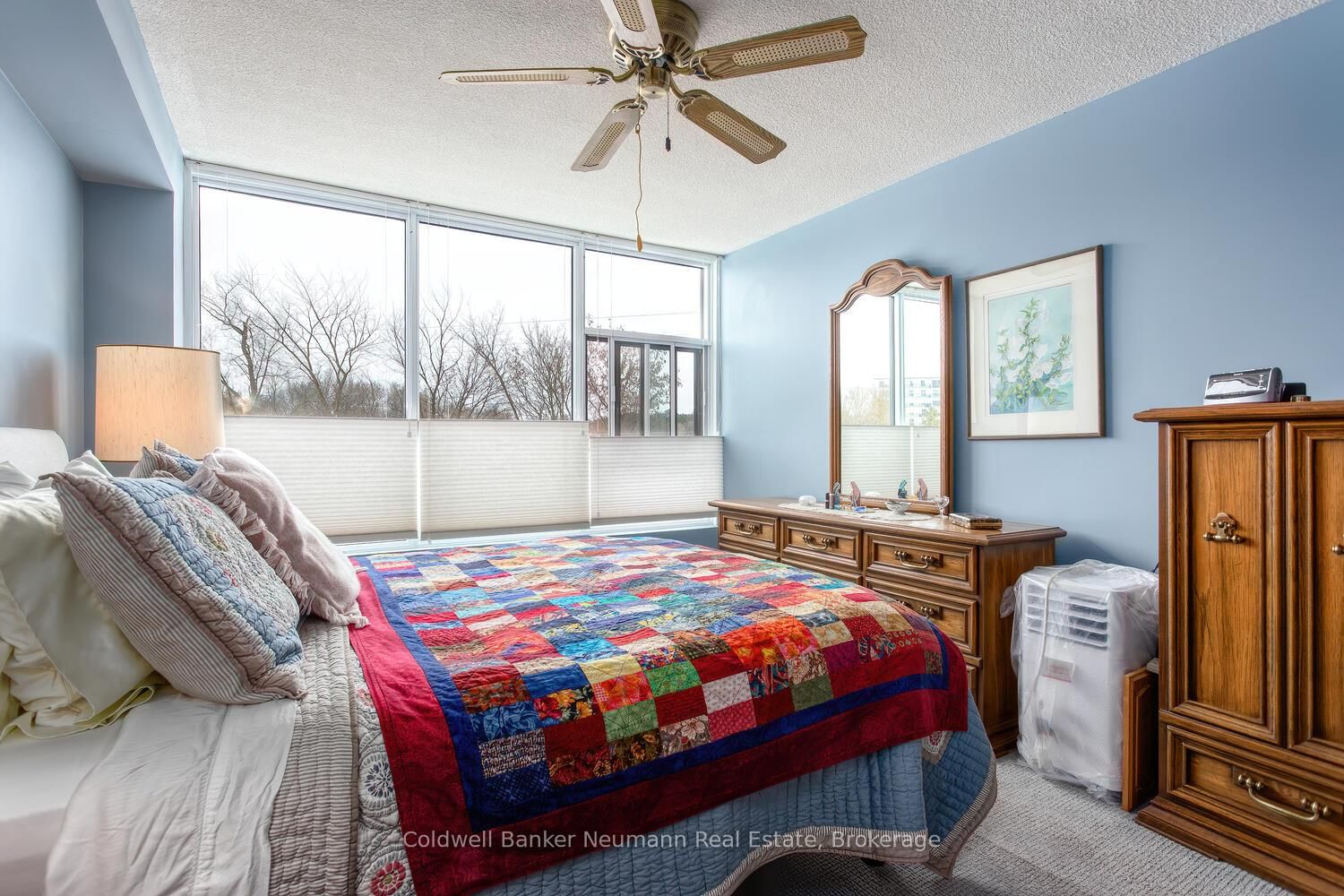 23 Woodlawn Road E, Unit 205 - Photo 23