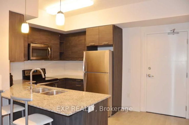 504 - 251 Hemlock Street