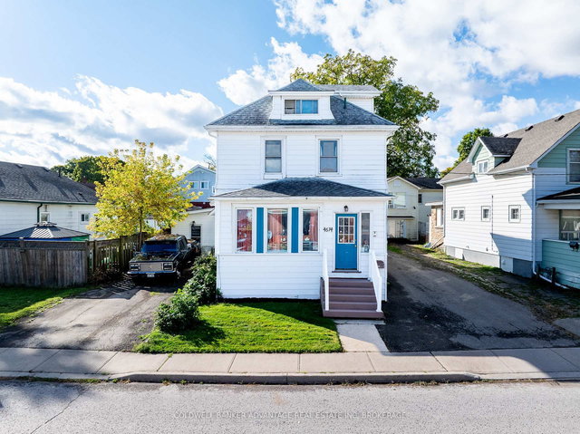 4674 Ryerson Crescent