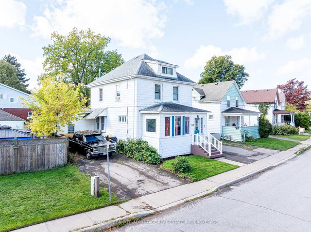 4674 Ryerson Crescent