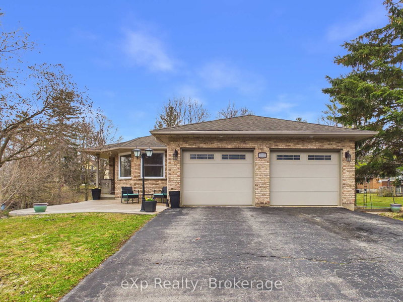 home for sale on 308 Mary Street