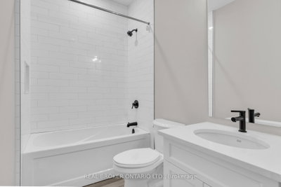 29 Weymouth Street • #27 • Woolwich, ON photo 8