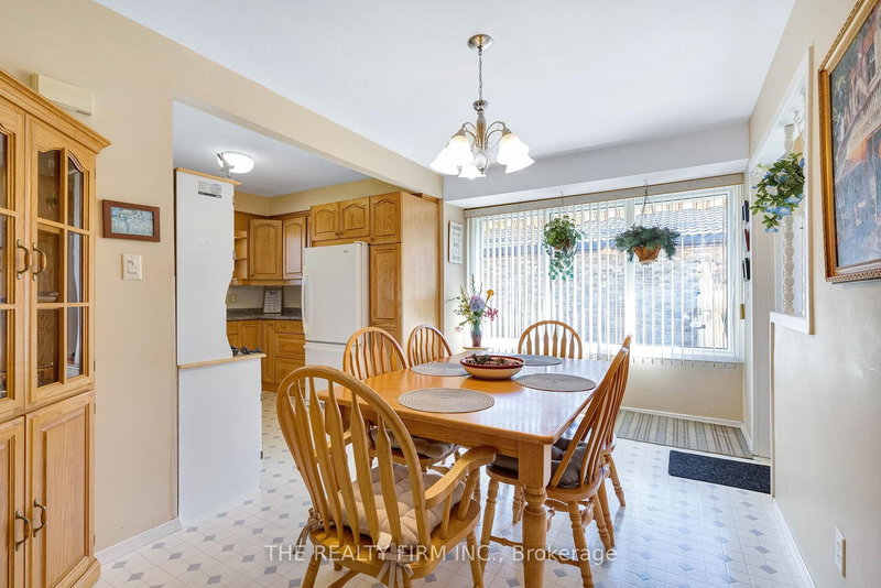 56 Barrett Cres, London South, N6E 1T5 | Image 3