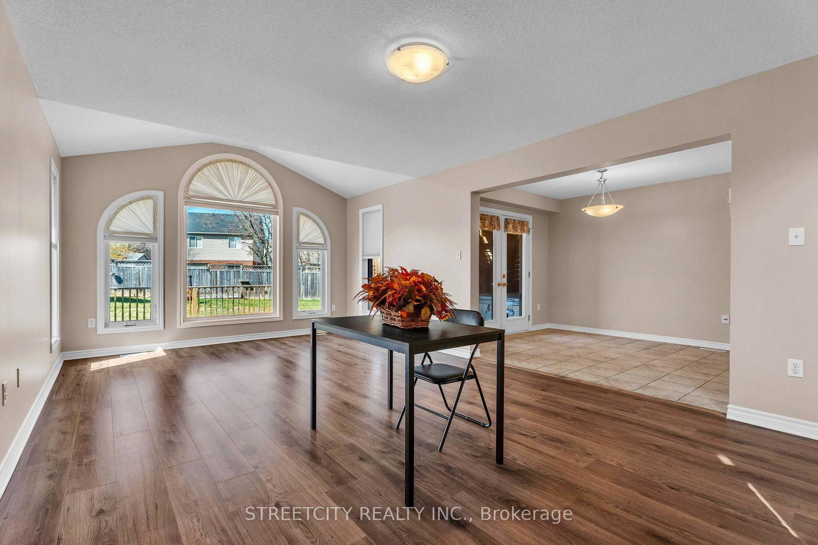 Detached House for sale at 546 MAPLEWOOD Lane, London North, Ontario, N6H 0A7 - North M - MLS: X12969208