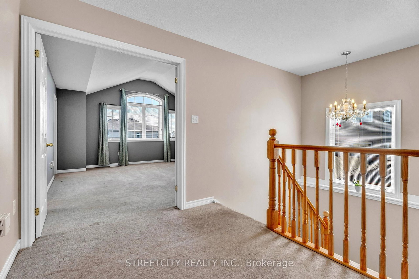 Detached House for sale at 546 MAPLEWOOD Lane, London North, Ontario, N6H 0A7 - North M - MLS: X12969208