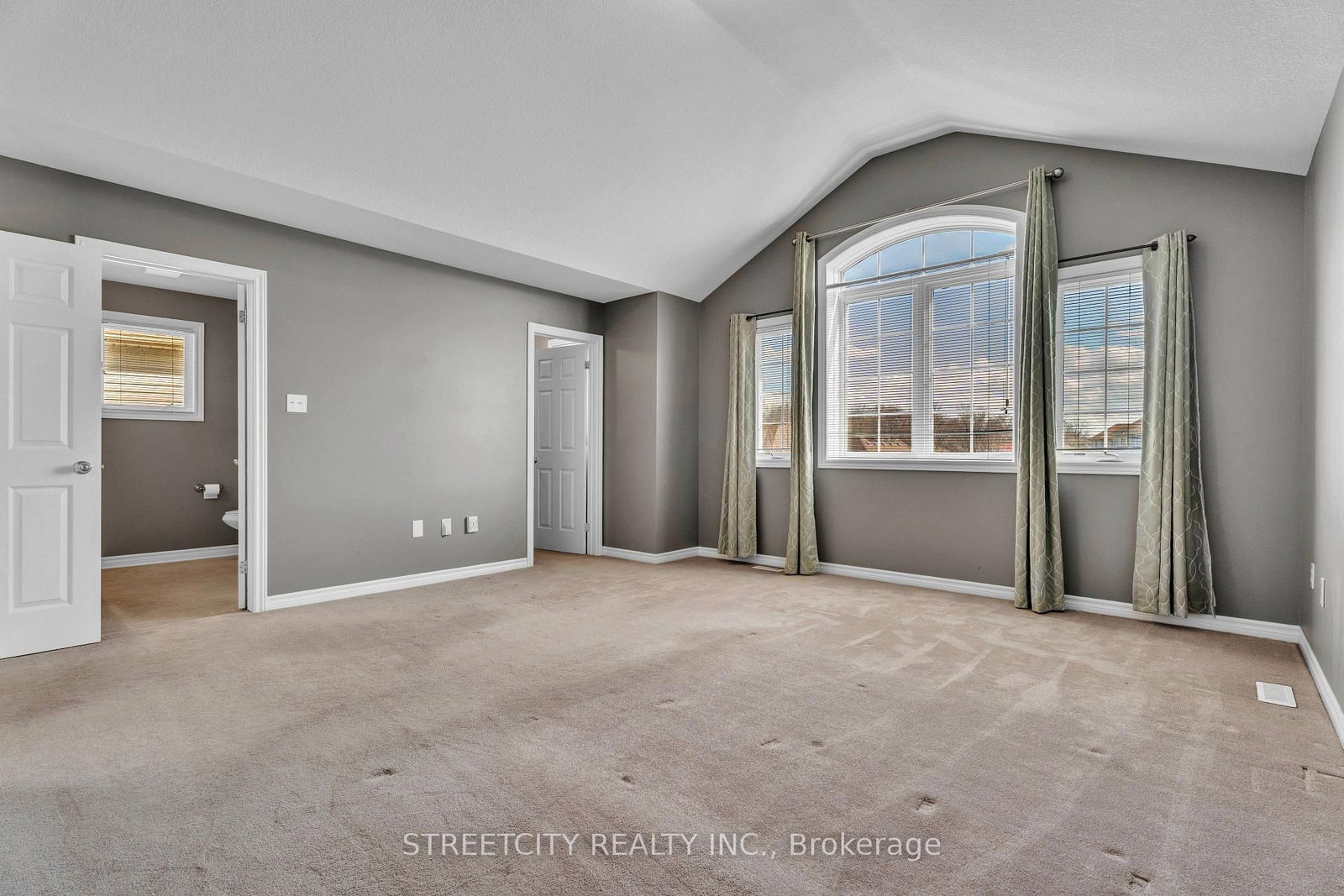 Detached House for sale at 546 MAPLEWOOD Lane, London North, Ontario, N6H 0A7 - North M - MLS: X12969208