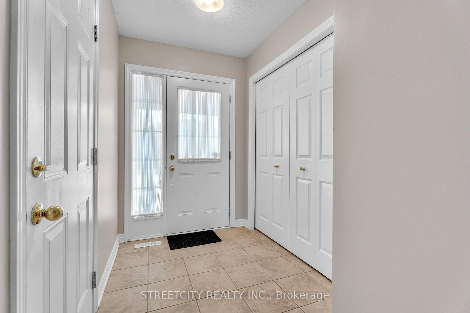 Detached House for sale at 546 MAPLEWOOD Lane, London North, Ontario, N6H 0A7 - North M - MLS: X12969208