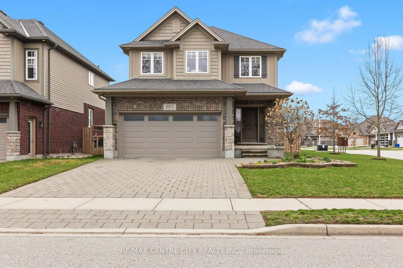 home for sale on 661 Tennent Avenue