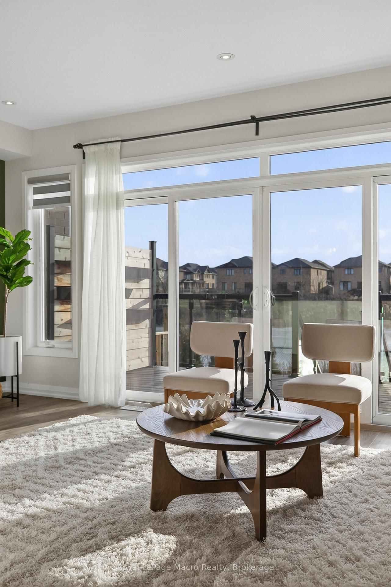 35 Midhurst Heights, Unit 1 - Photo 16