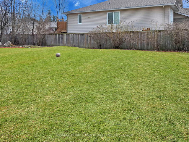 1335 Cuthbertson Avenue