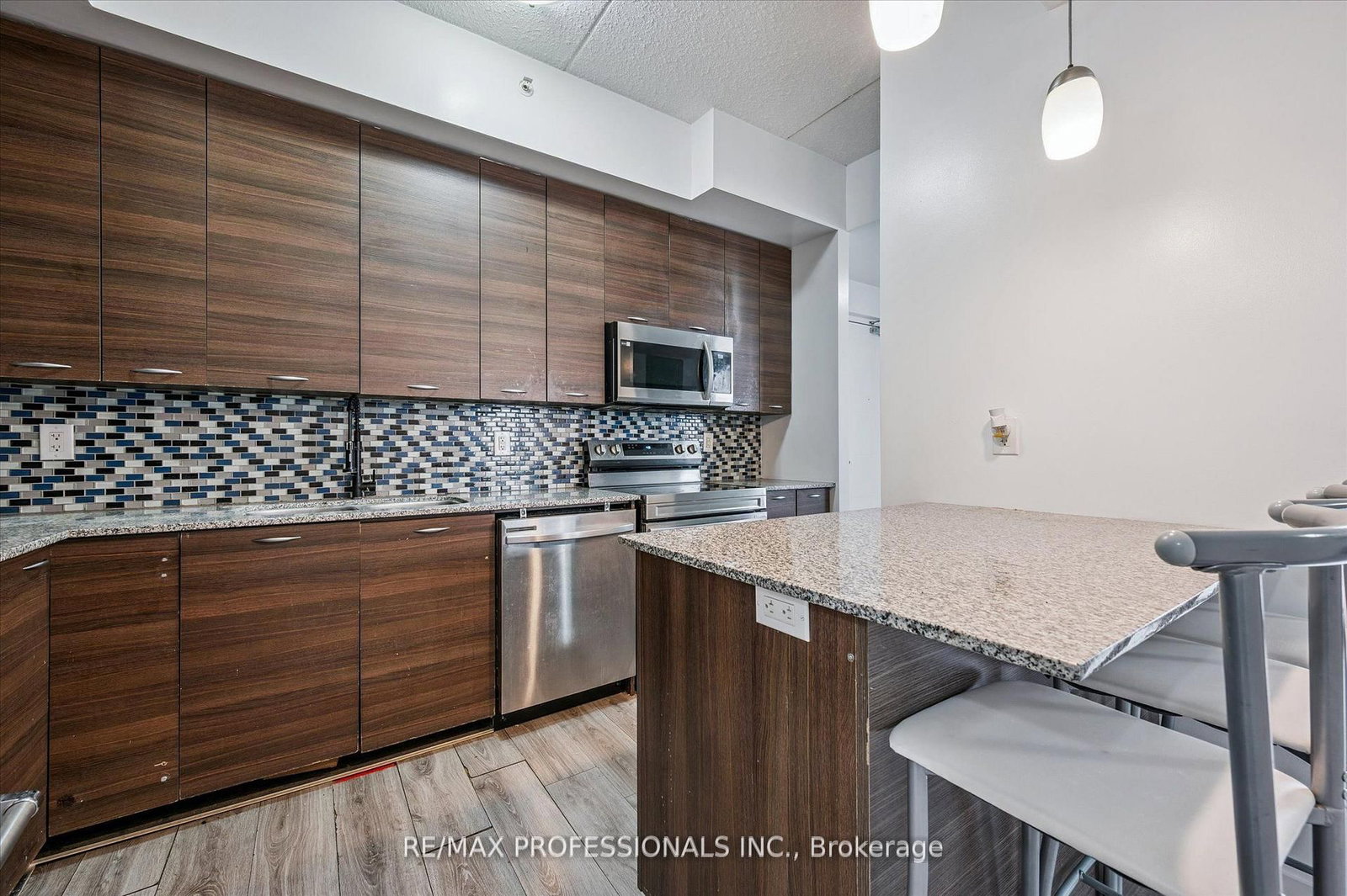 318 Spruce Street, Unit 2103 - Photo 11