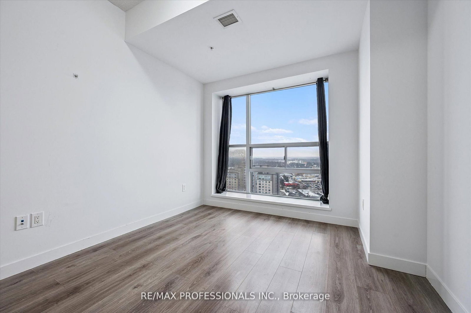 318 Spruce Street, Unit 2103 - Photo 13