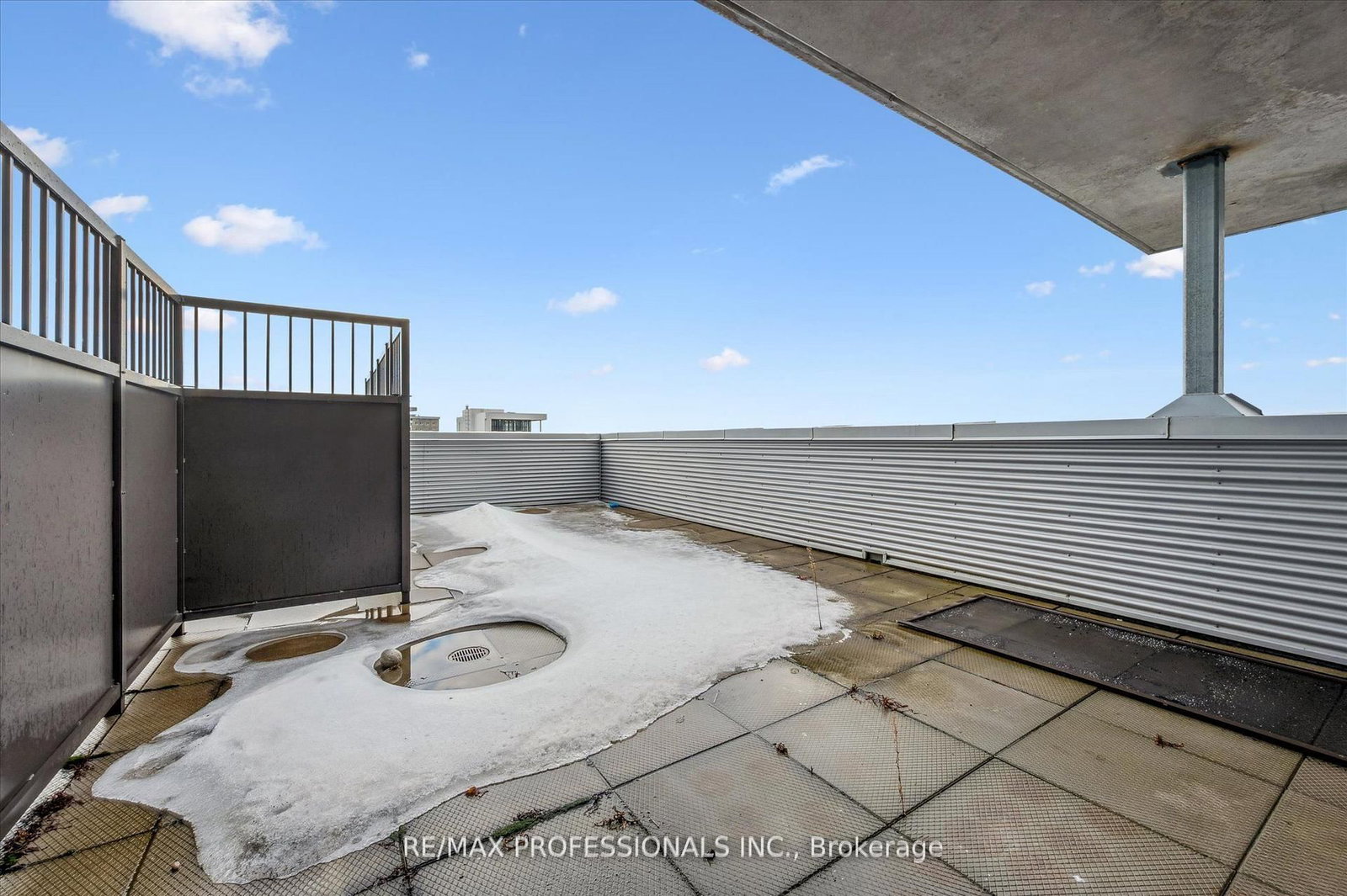 318 Spruce Street, Unit 2103 - Photo 25