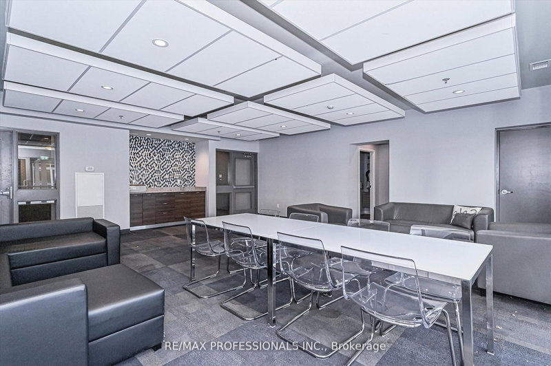 2103-318 Spruce St, Waterloo — 31