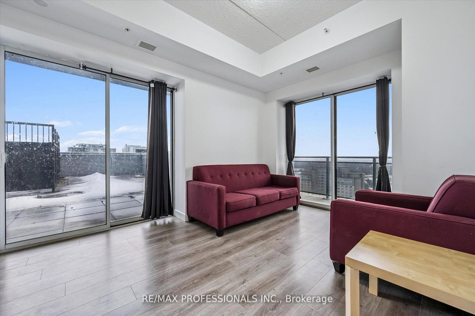 318 Spruce Street, Unit 2103 - Photo 8