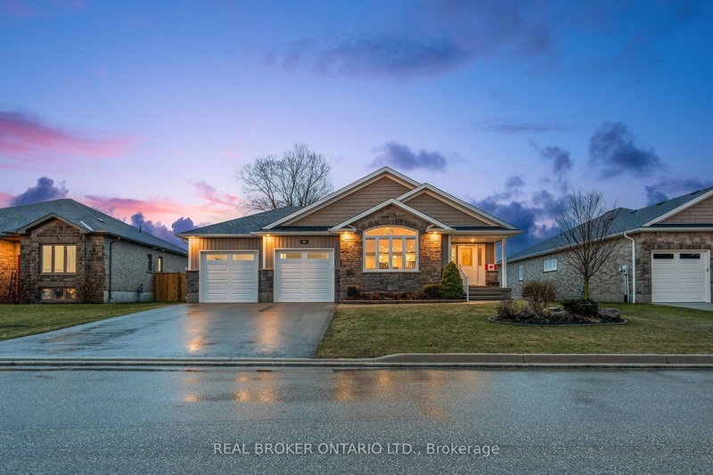 480 Grand Trunk St, Minto, N0G 2P0 | Image 2