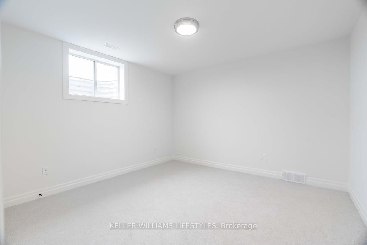 126 FRASER Crescent • Lambton Shores, ON photo 36