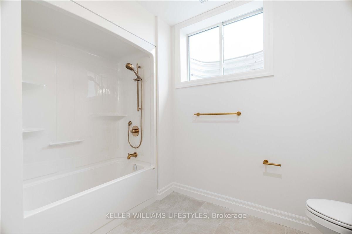 126 FRASER Crescent • Lambton Shores, ON photo 38