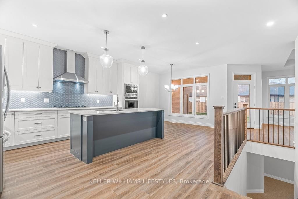 108 LENEVE Street • Lambton Shores, ON photo 12