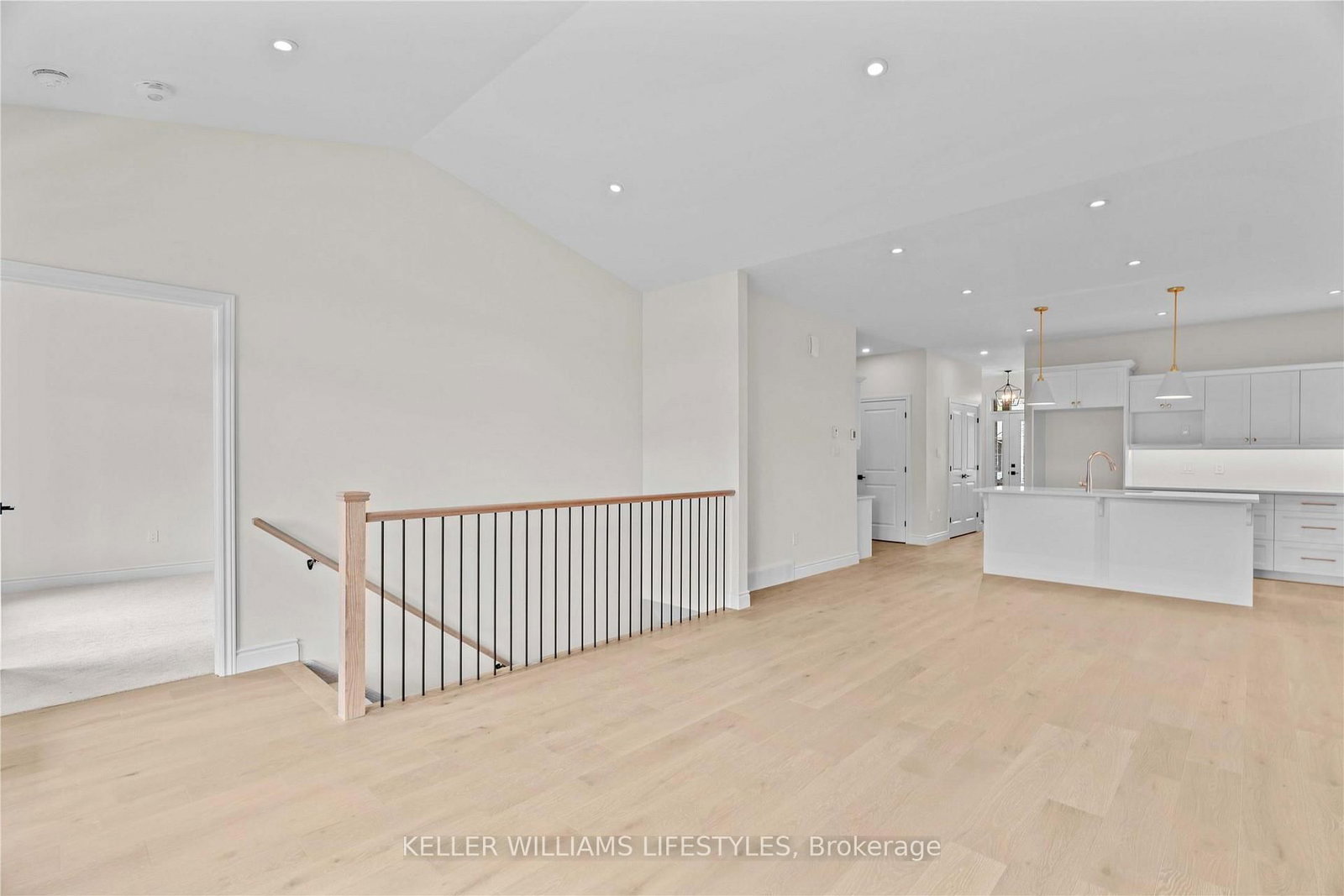 110 LENEVE Street • Lambton Shores, ON photo 17