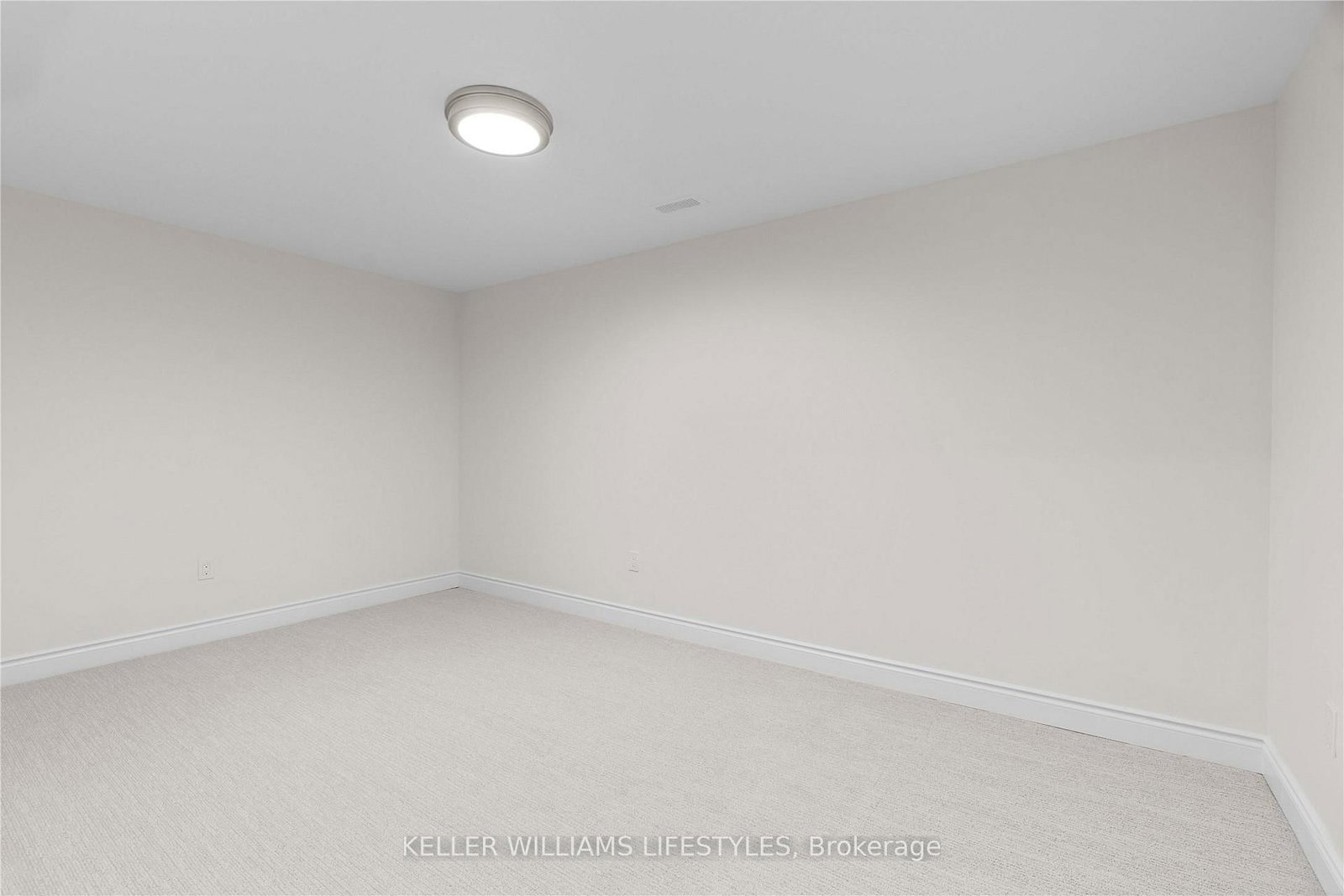 110 LENEVE Street • Lambton Shores, ON photo 36