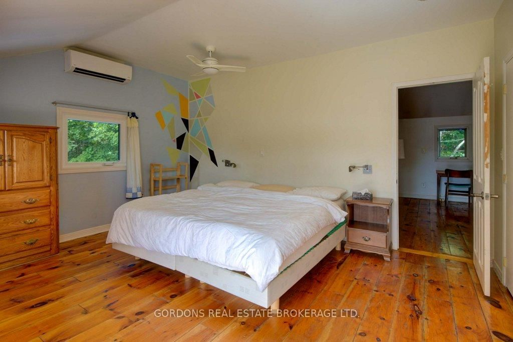 1084 Moon Road • Godfrey, ON photo 25