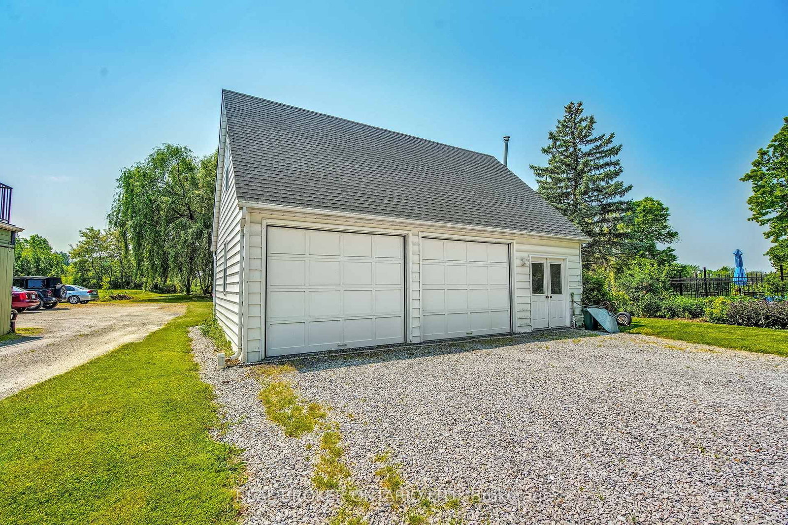 Listing Image 43