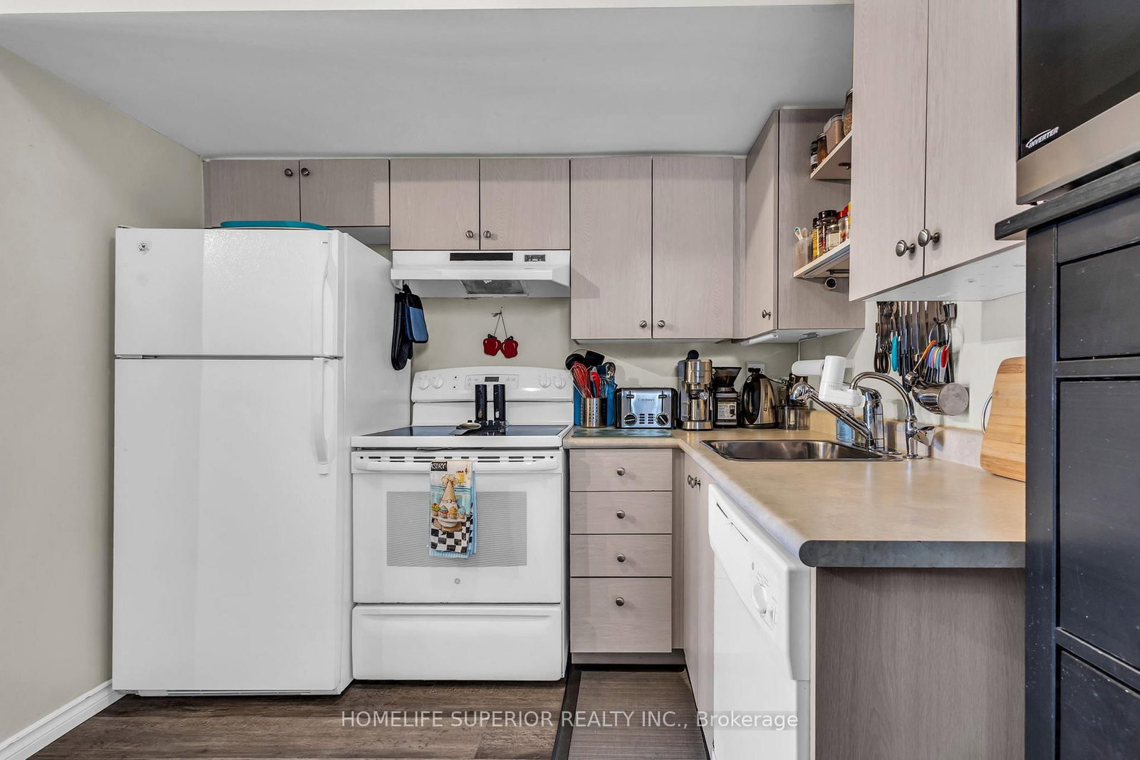 139 Brighton Street, Unit 12C - Photo 15