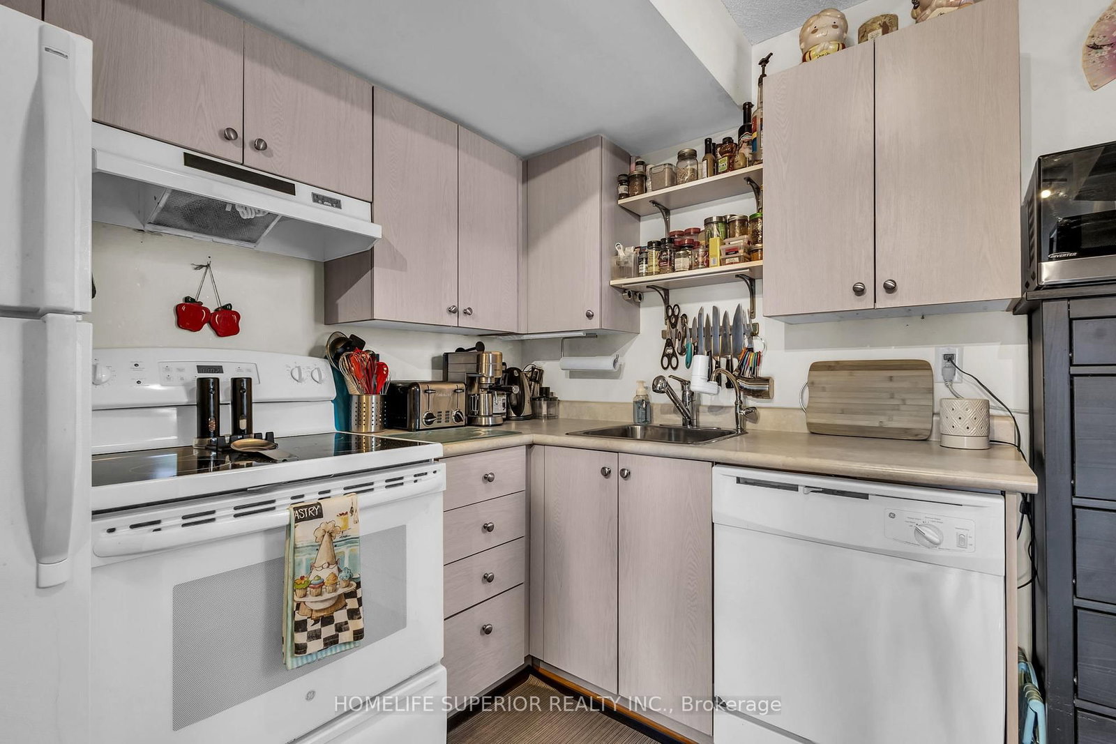 139 Brighton Street, Unit 12C - Photo 20