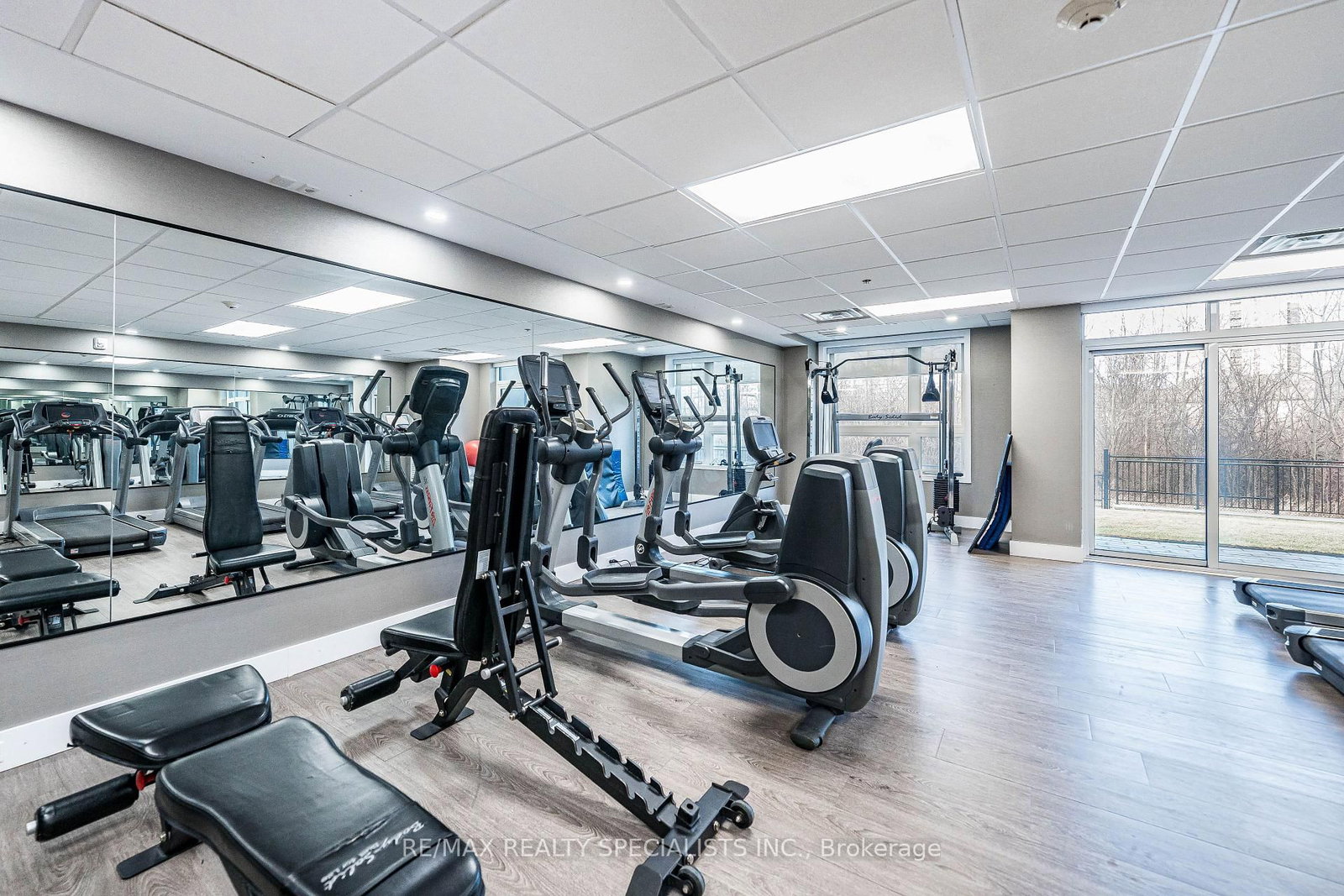 Condo for sale at 337-125 Shoreview Place, Hamilton, Ontario, L8E 0K3 - Lakeshore - MLS: X12969780