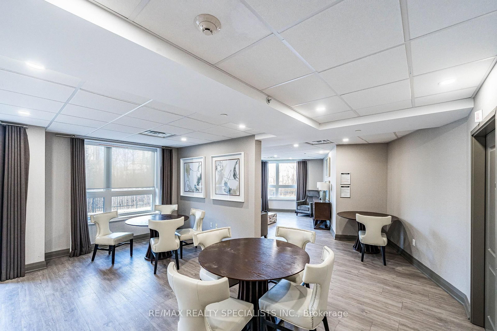 Condo for sale at 337-125 Shoreview Place, Hamilton, Ontario, L8E 0K3 - Lakeshore - MLS: X12969780