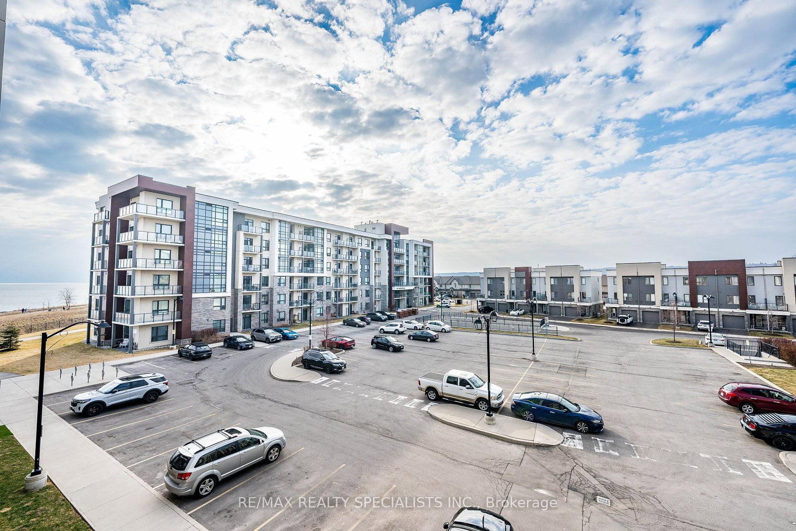 Condo for sale at 337-125 Shoreview Place, Hamilton, Ontario, L8E 0K3 - Lakeshore - MLS: X12969780