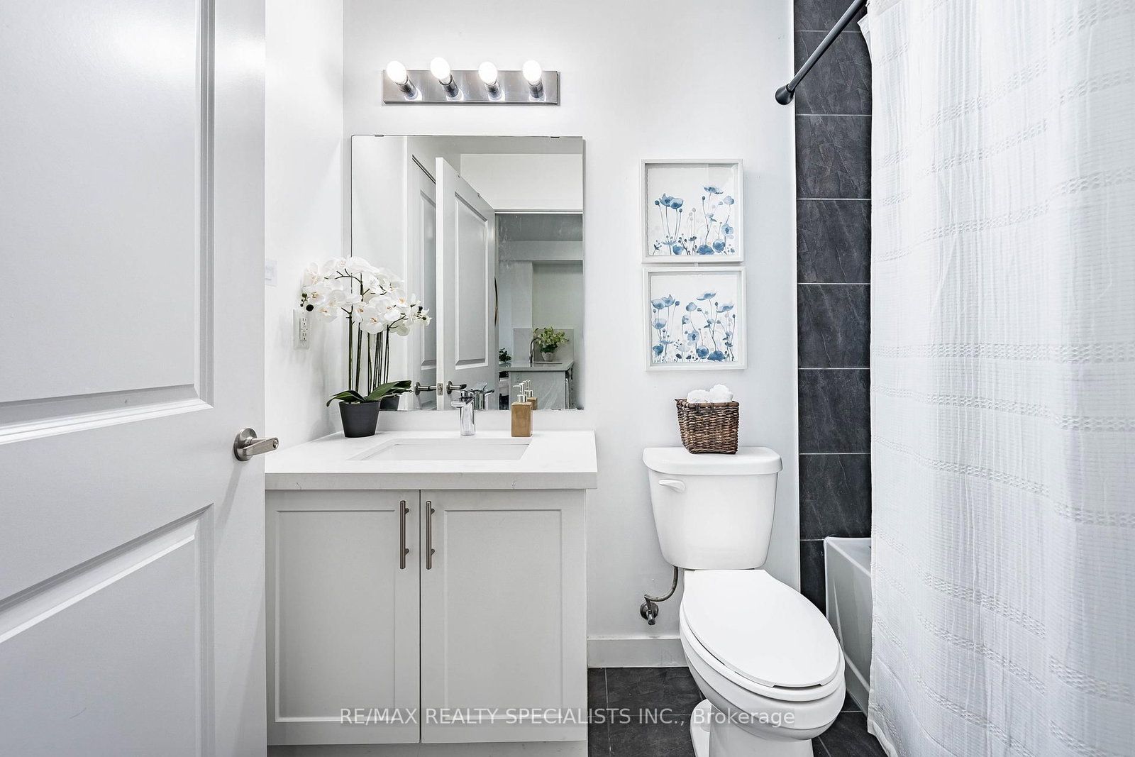 Condo for sale at 337-125 Shoreview Place, Hamilton, Ontario, L8E 0K3 - Lakeshore - MLS: X12969780