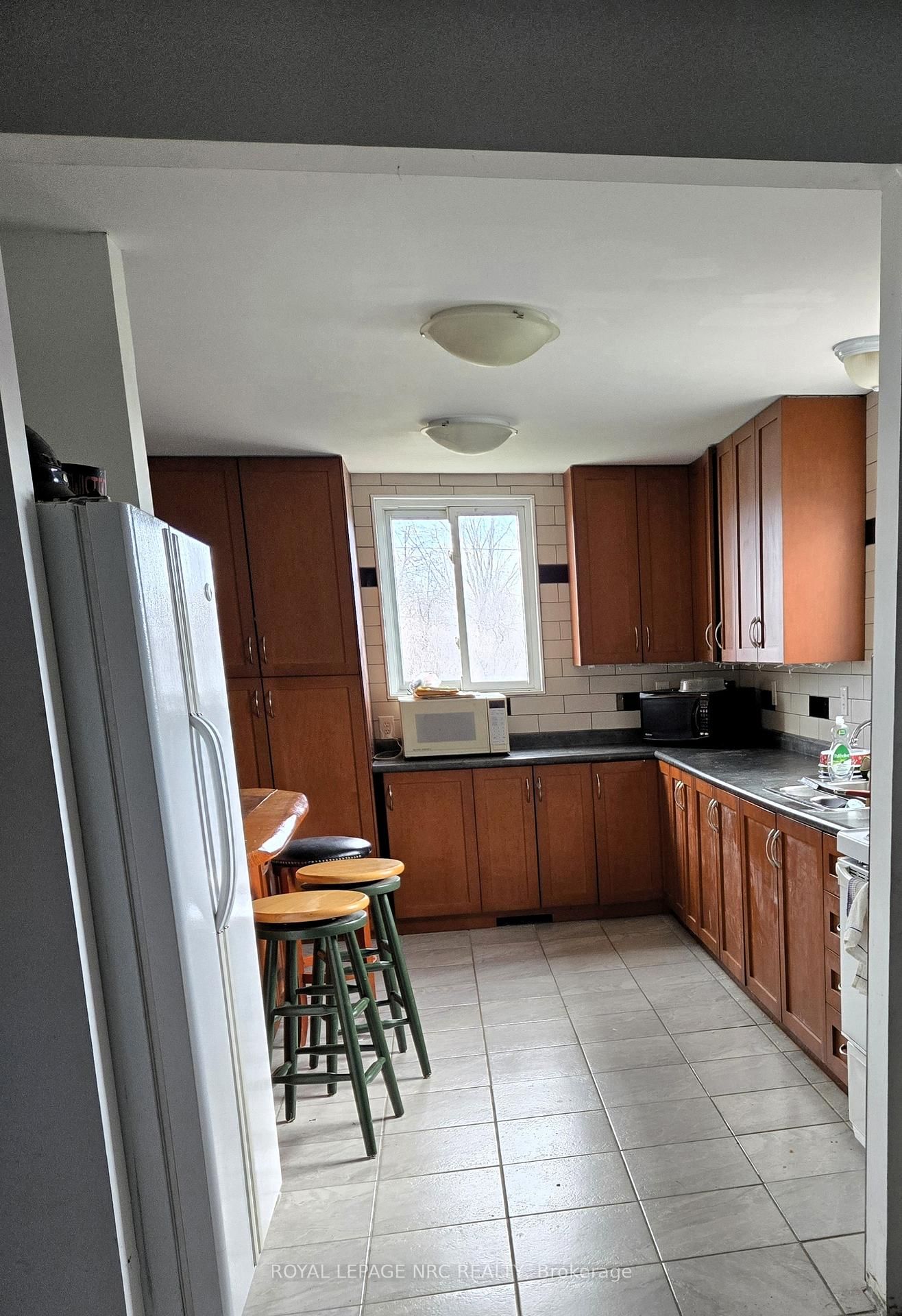 Detached House for sale at 751 Bowen Road, Fort Erie, Ontario, L2A 5M4 - Bowen - MLS: X12969920