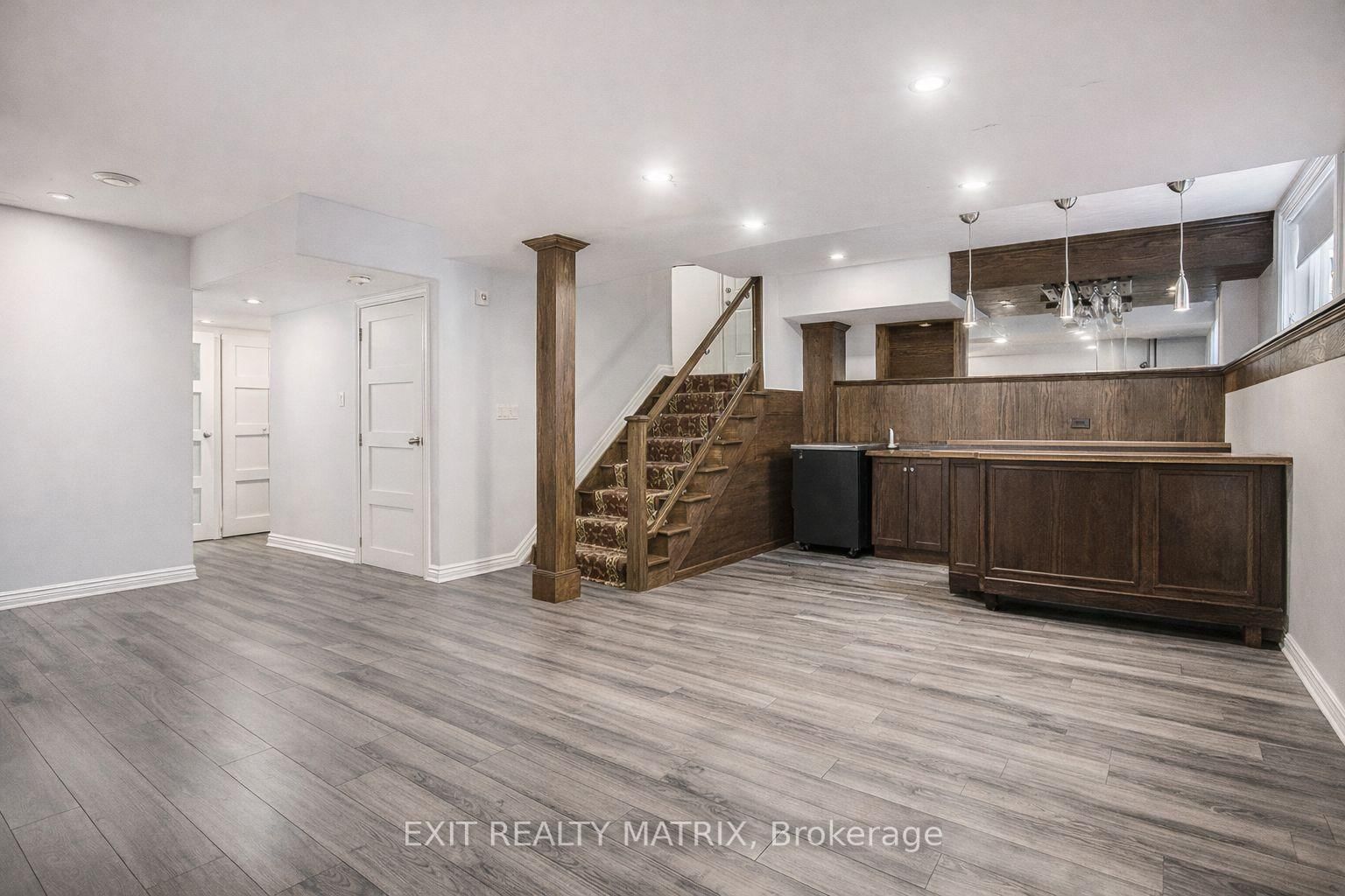 Detached House for sale at 183 Filion Street, Russell, Ontario, K0A 1W0 - Embrun - MLS: X12969990