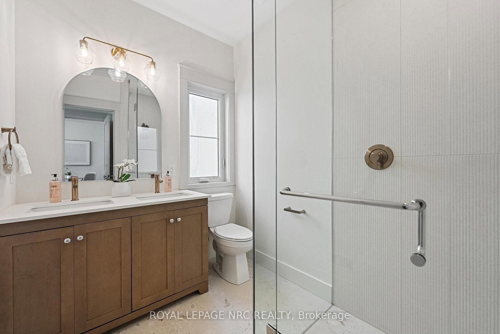 Detached House for sale at 4062 GLENSPRING Road, Fort Erie, Ontario, L0S 1B0 - Crystal Beach - MLS: X12970080